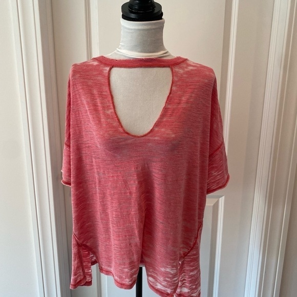 We The Free Distressed T-Shirt sz M - Picture 1 of 8